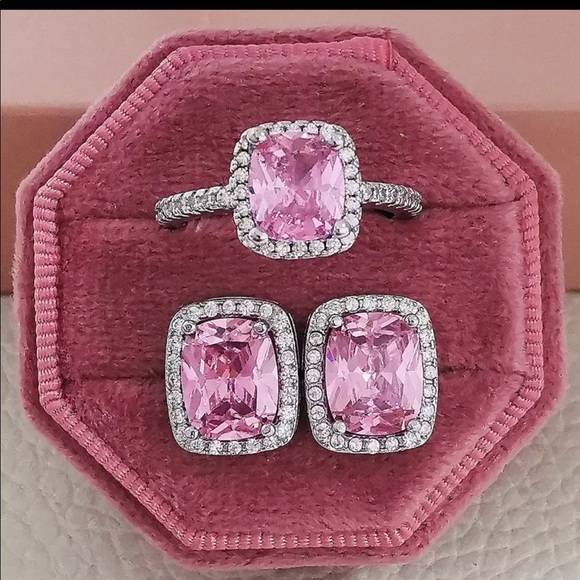 Jewelry - Pink ring with matching earring set 925
